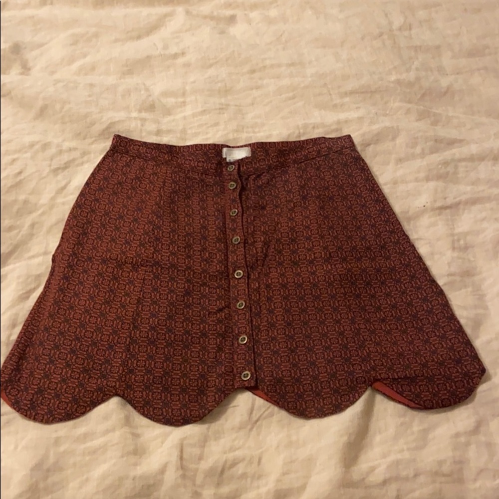 Button down skirt with scallop hem